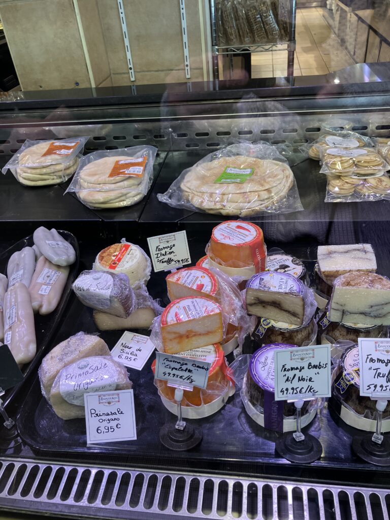 リヨン市場店舗
