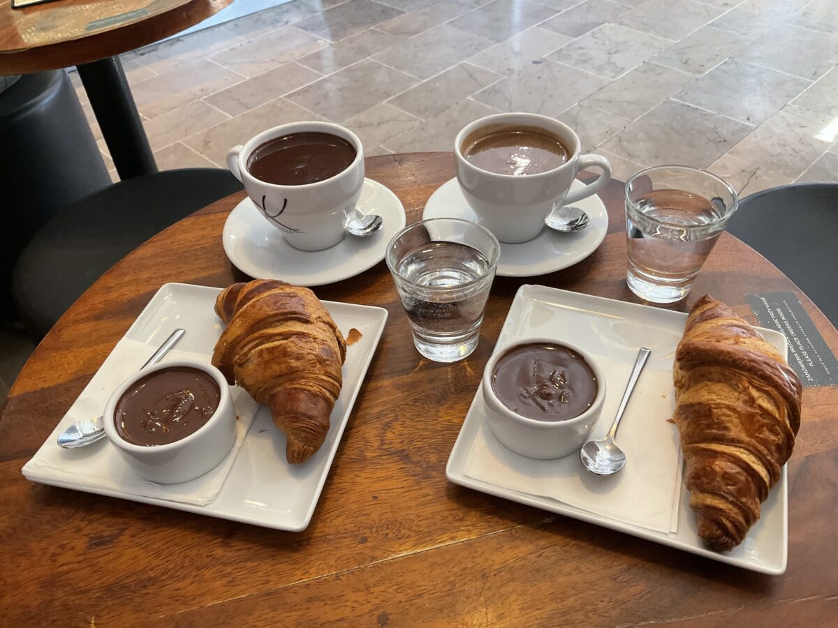クラクフおすすめカフェKarmello Chocolatier注文品