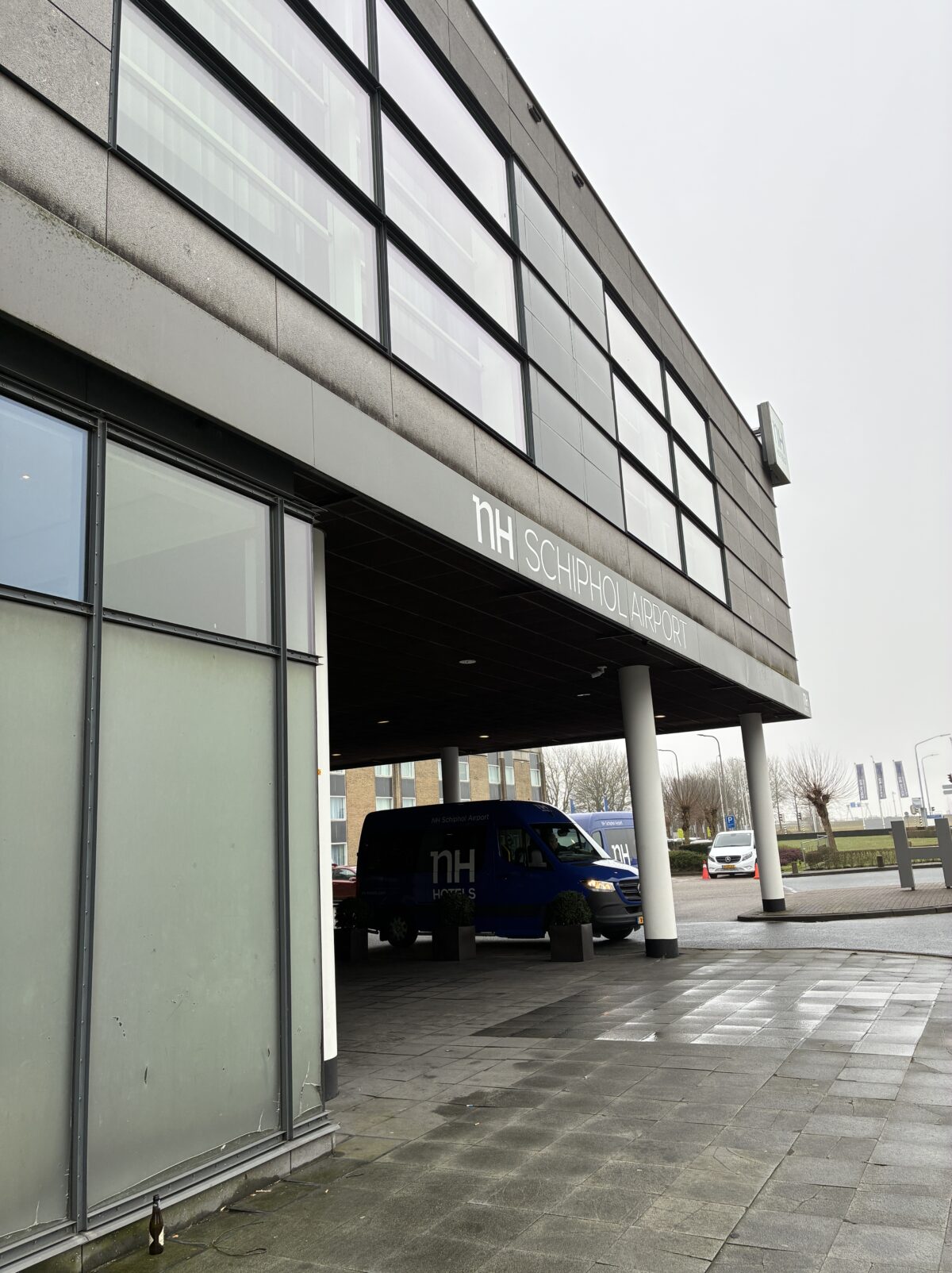 NH Amsterdam Schiphol Airport外観