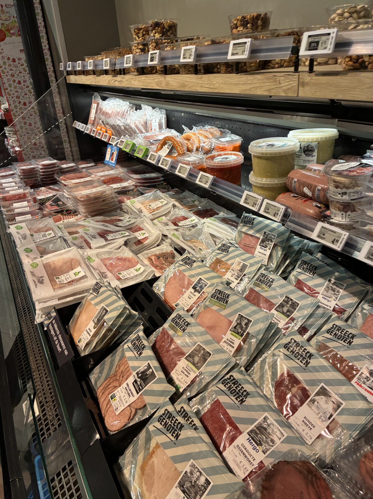 アムステルダムスーパーAlbert Heijn Utrechtsestraat店ハム類