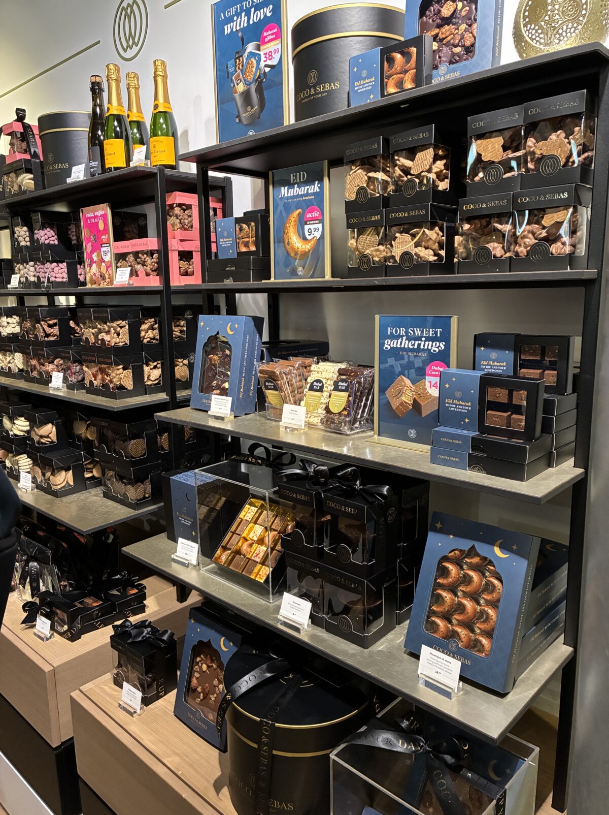 アムステルダムで立ち寄りたいチョコレート屋さんCOCO & SEBAS店内