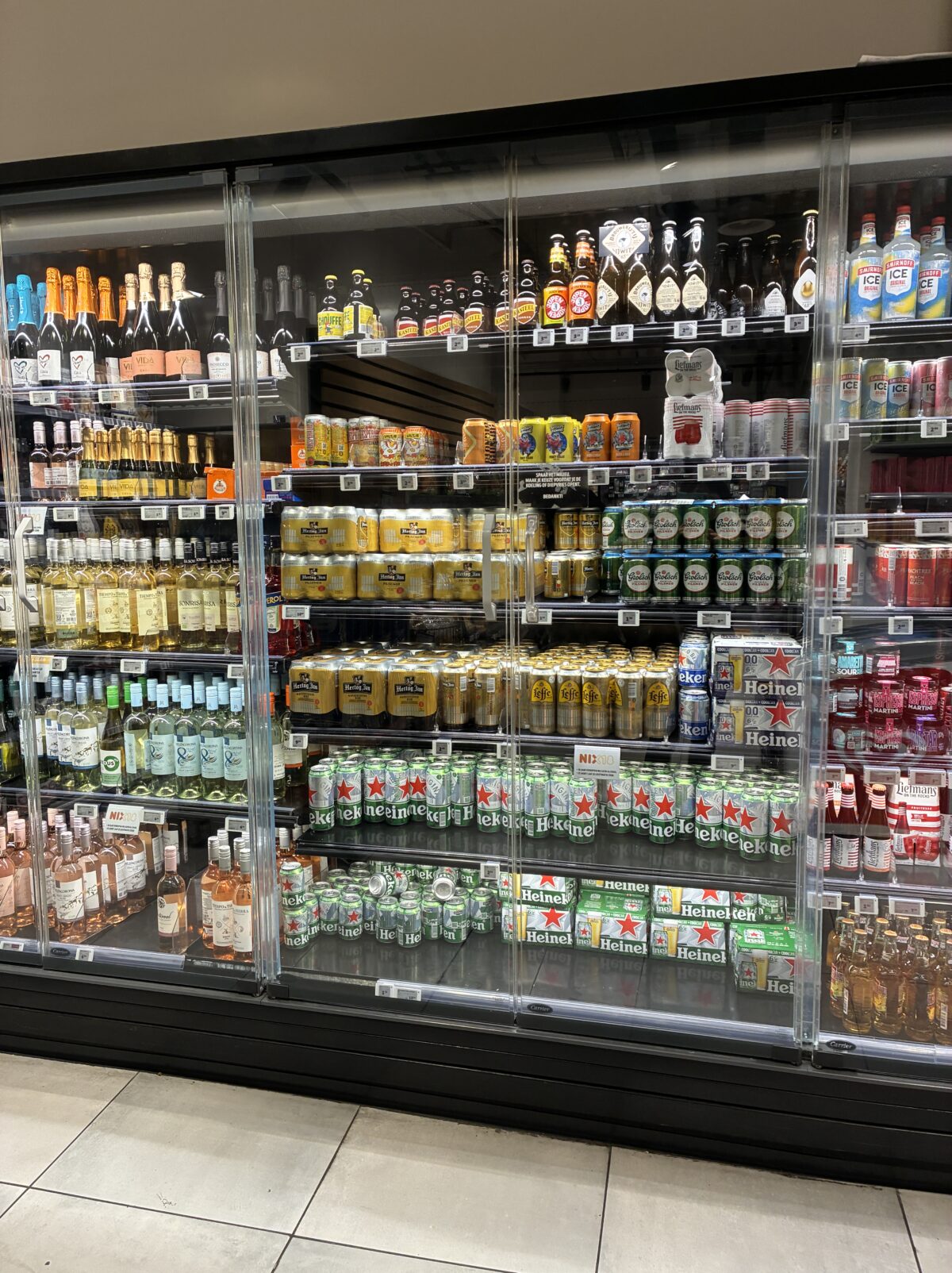 アムステルダムスーパーumbo Amsterdam City Damrak冷えた飲み物