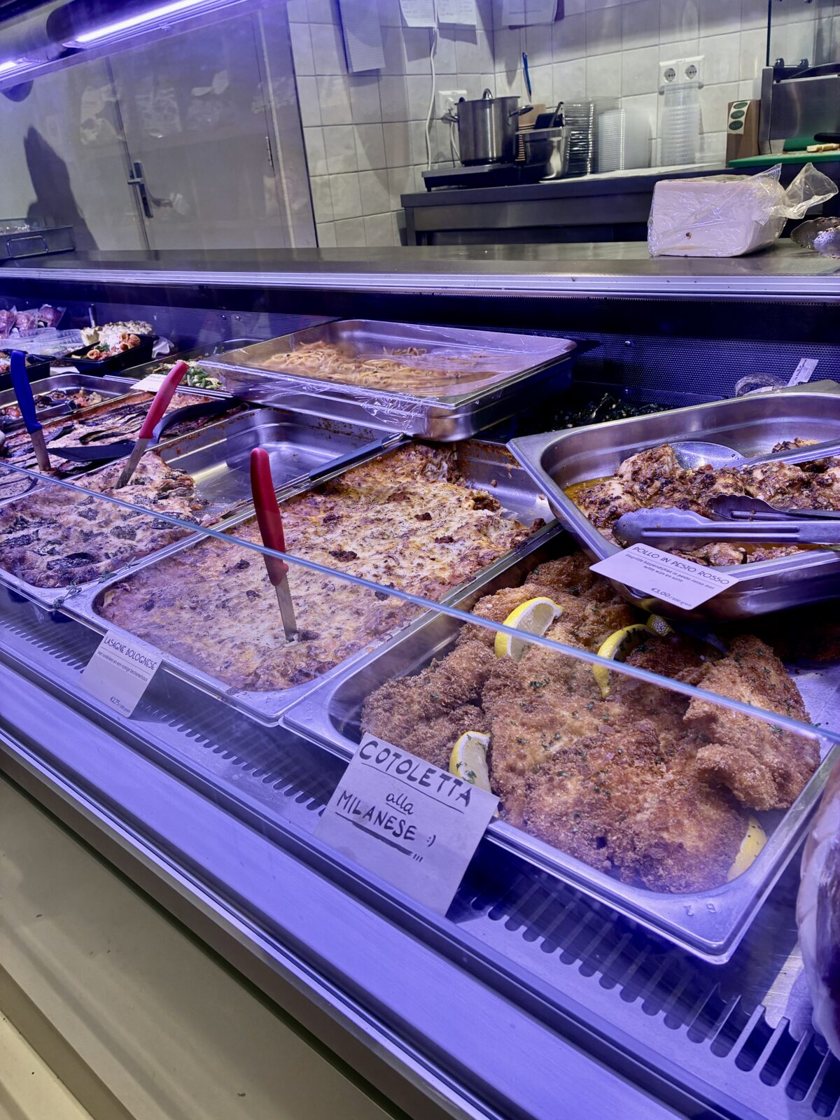 アムステルダムテイクアウトVicino - Italiaanse Delicatessen店内
