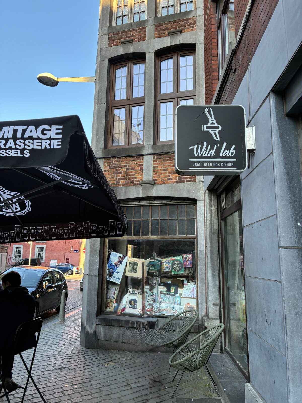 リエージュビアバーWild Lab Liège看板