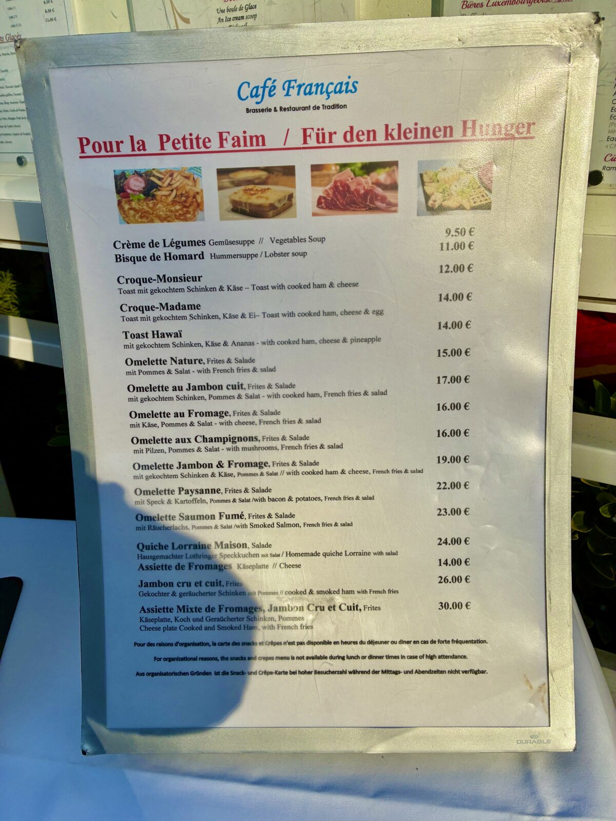 ルクセンブルクカフェFrench Café Hotel 軽食メニュー