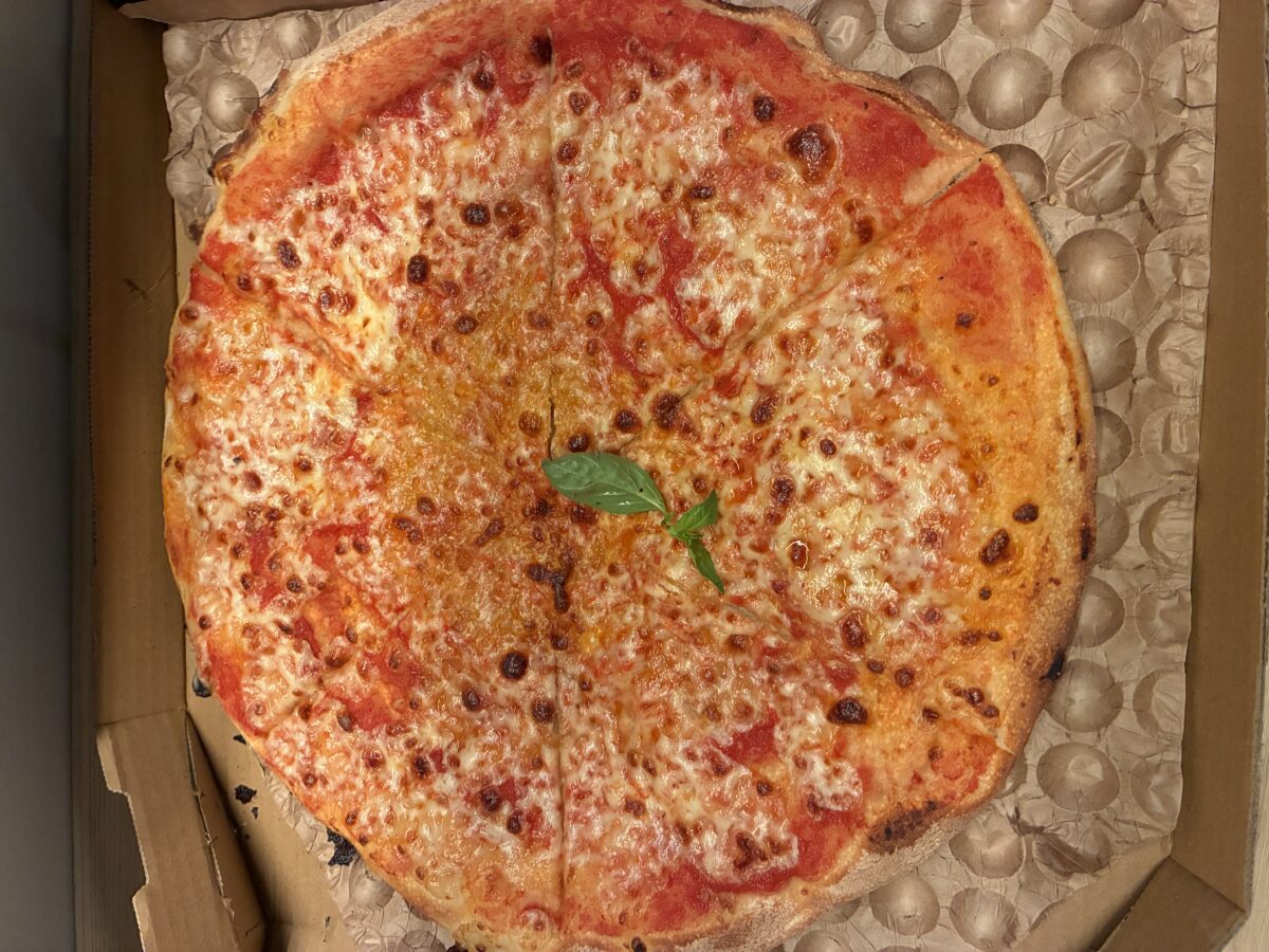 ロンドン テイクアウト PizzaExpress High Holborn店 の購入品 ロマーナ・マルゲリータピザ