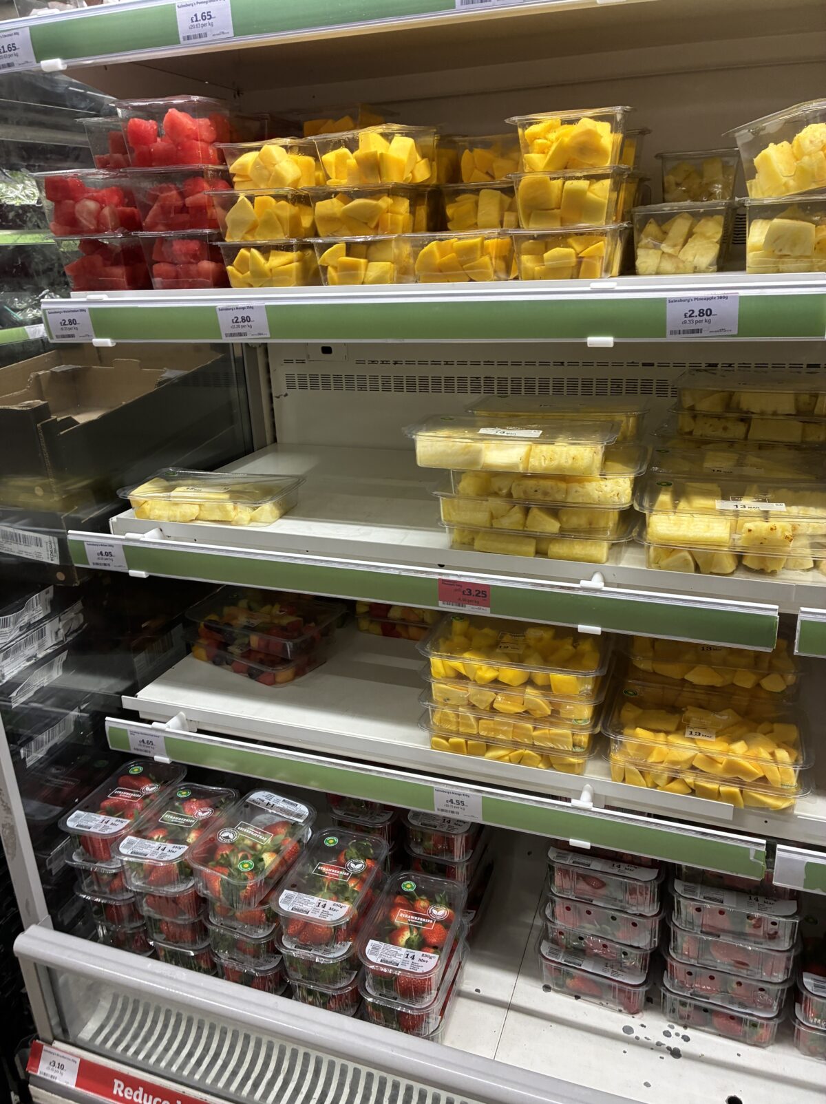 ロンドン スーパー・市場 Sainsbury’s Holborn フルーツ類