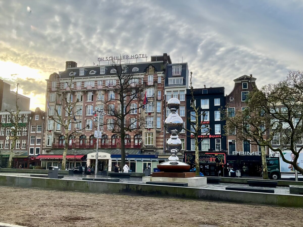 NH Amsterdam Schillerホテル外観