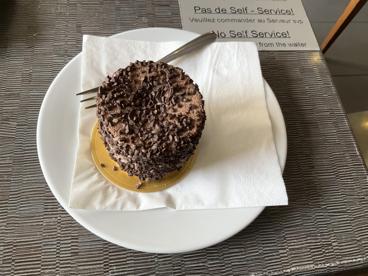 ルクセンブルクカフェCafé Veneziano
注文品チョコアイストリュフ