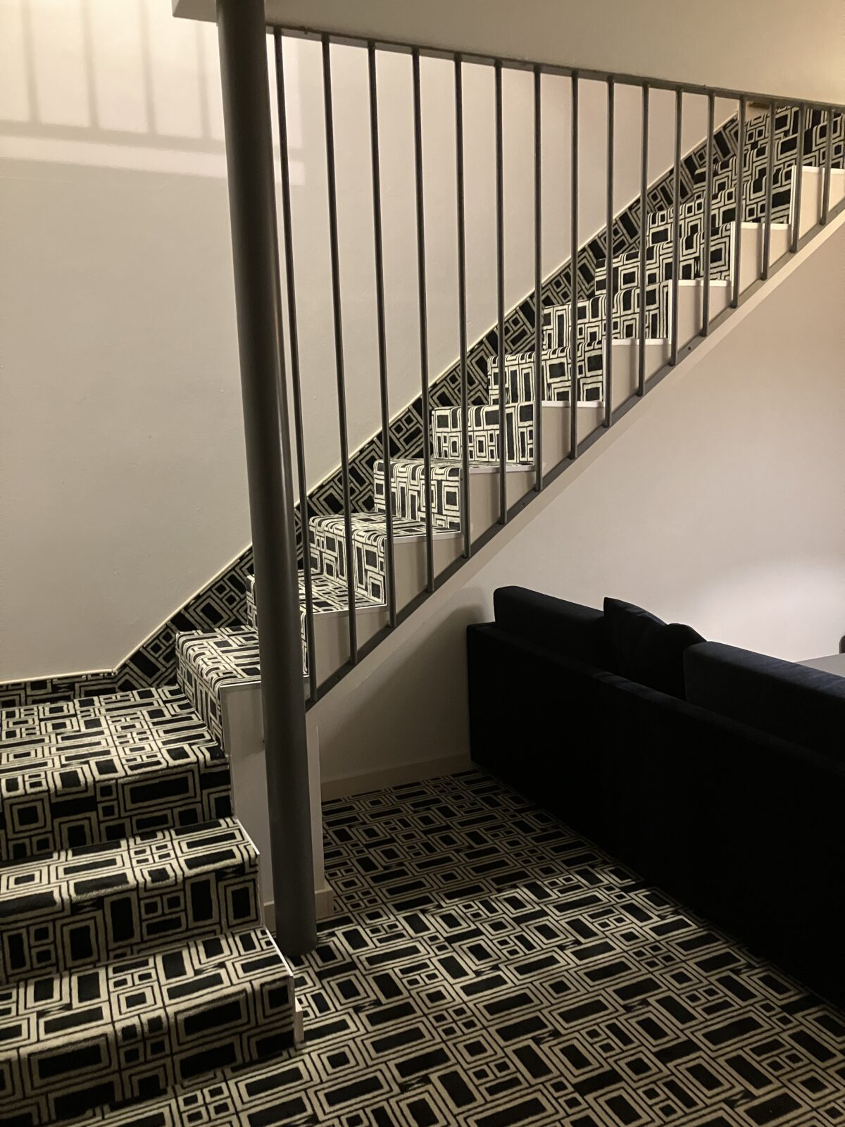 プラハホテル　NH Prague City　部屋の階段