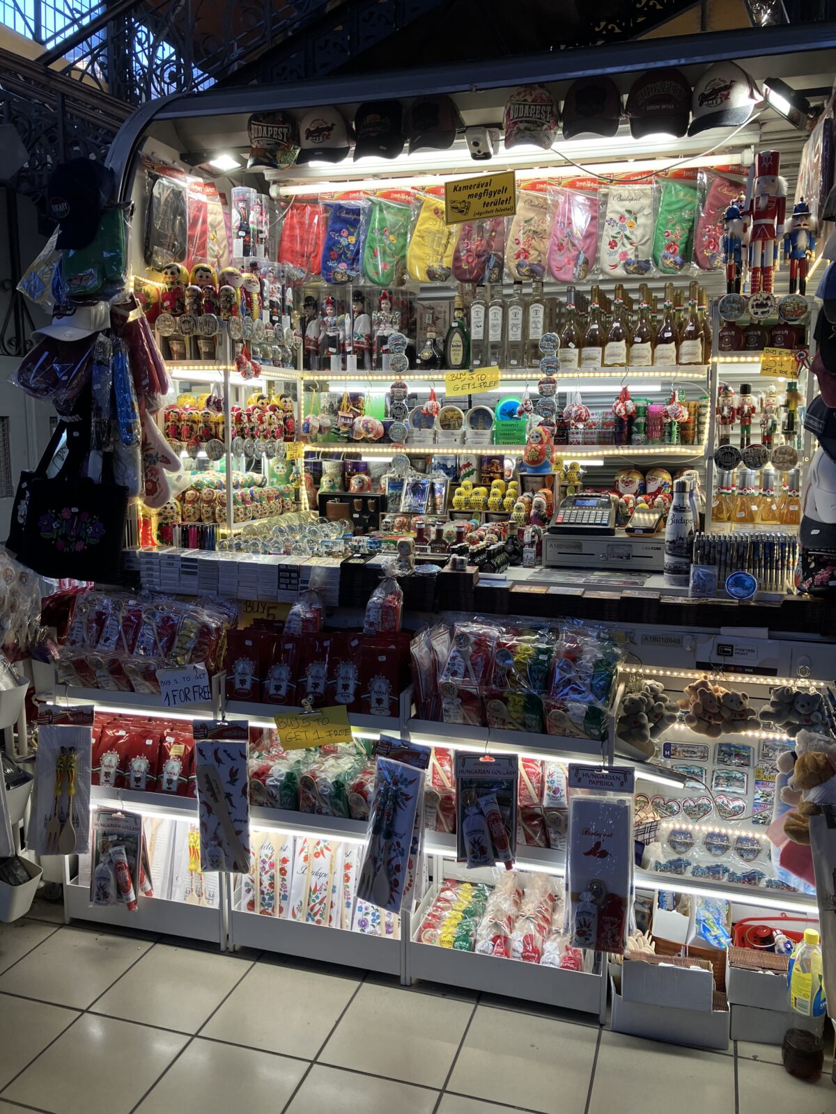 ブタペスト市場店内