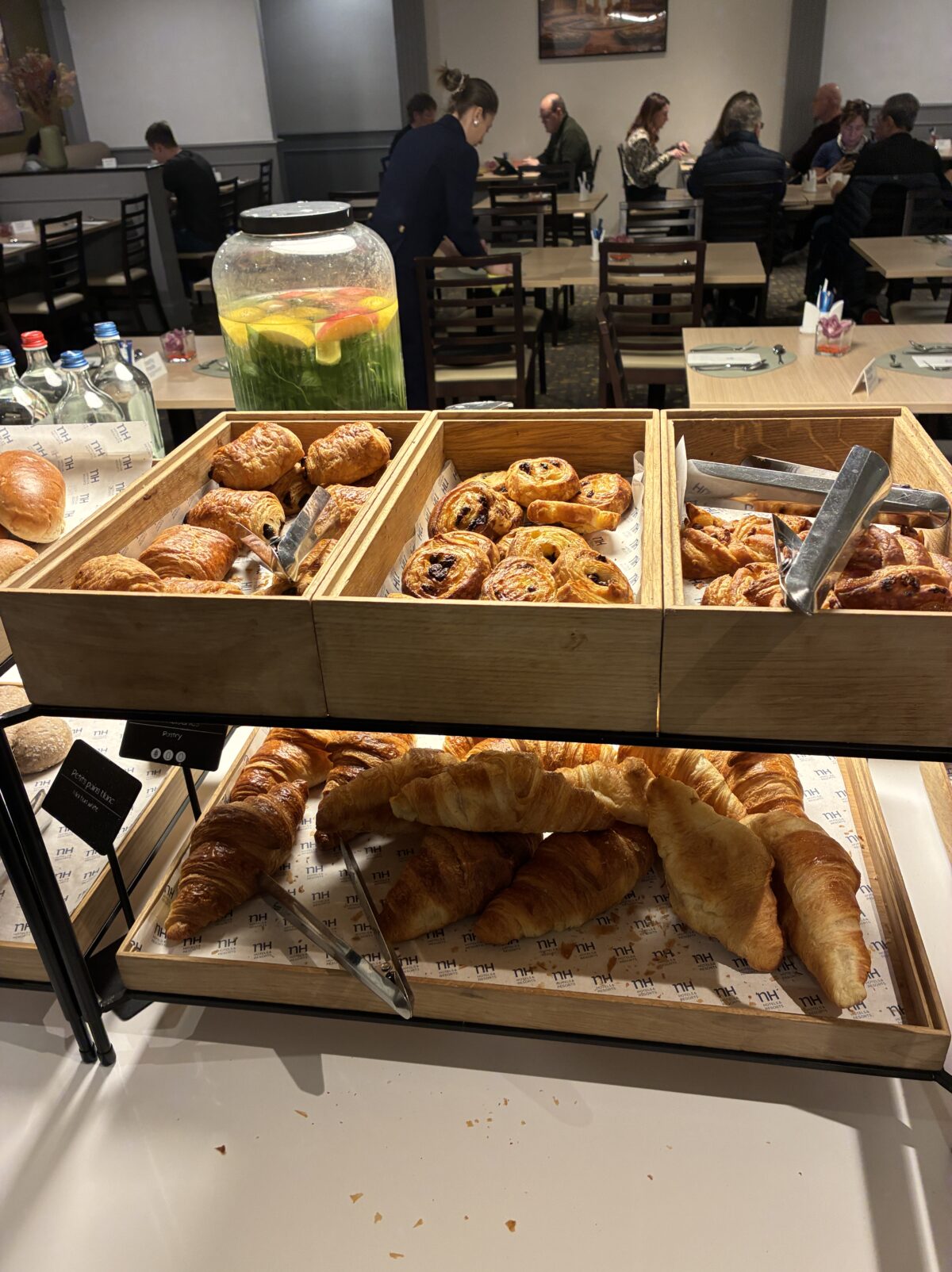 ブリュッセルホテル朝食パン