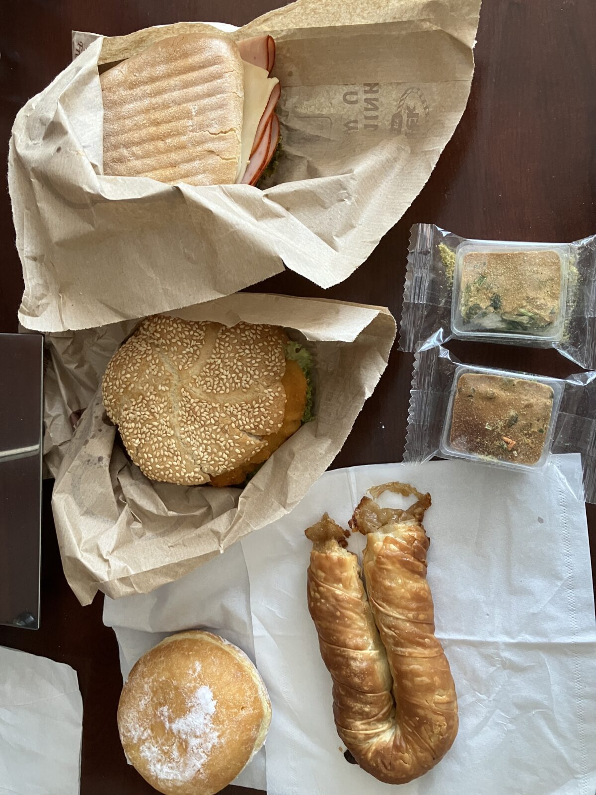 ブタペスト ベーカリー Prima Bakeryでの購入品