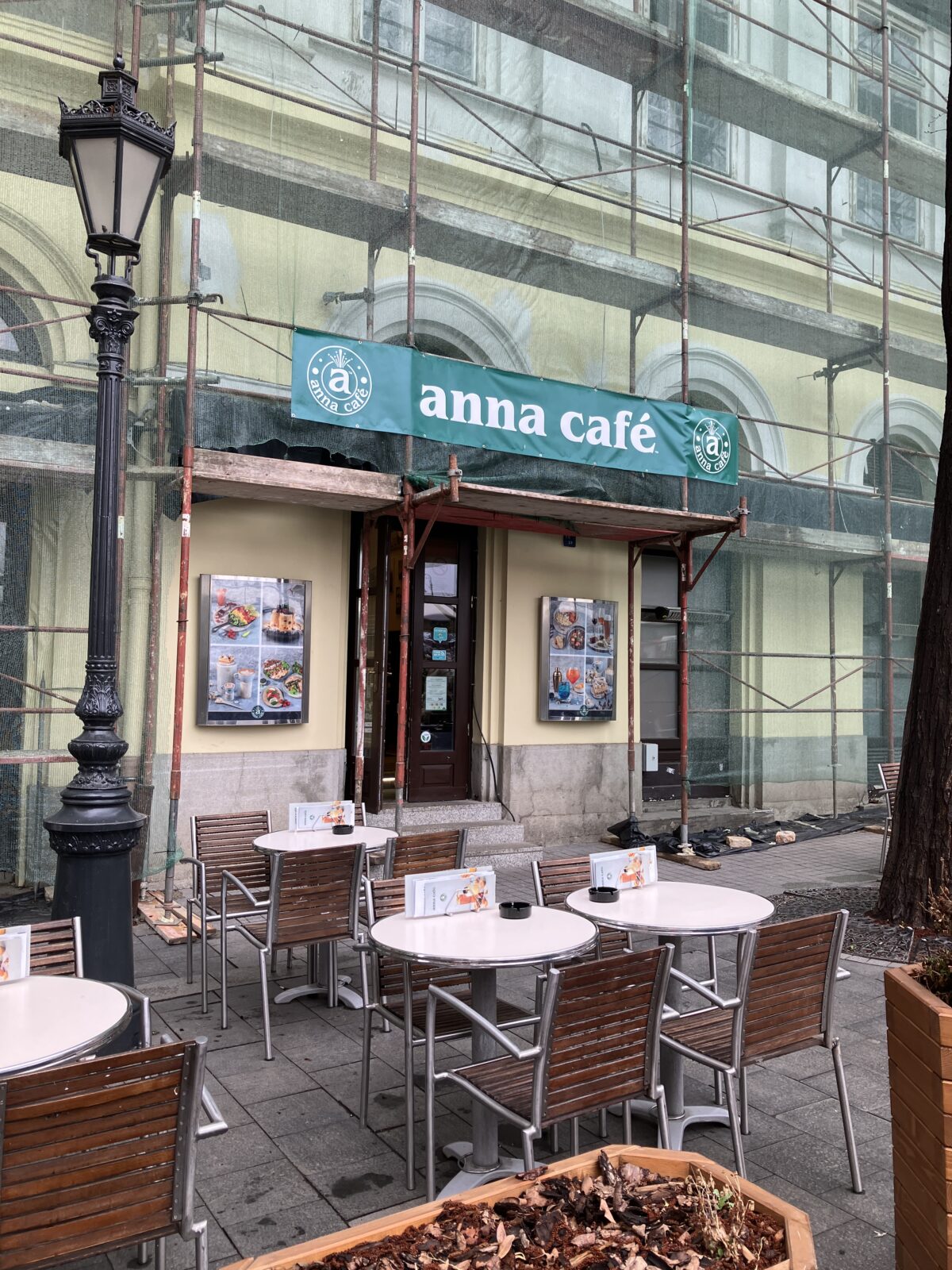 ブダペストのカフェ Anna Cafe