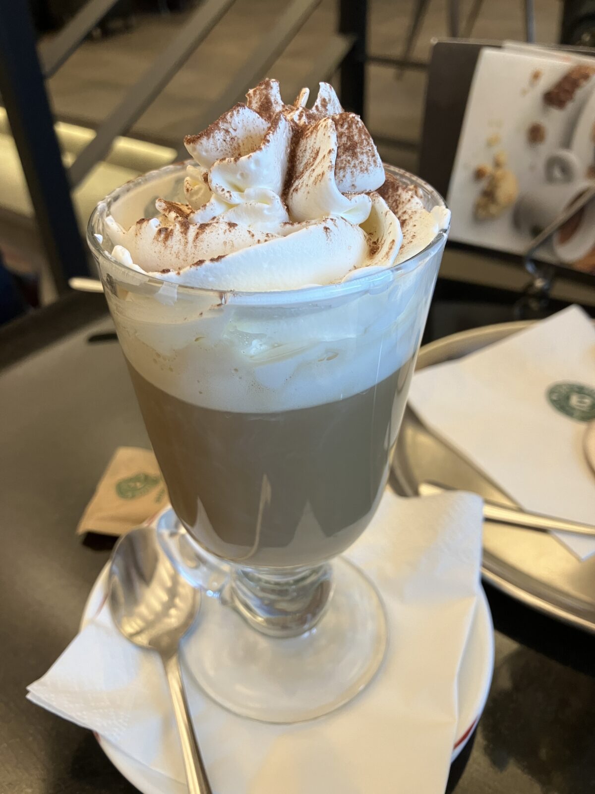 ブダペストのカフェ Anna Cafe