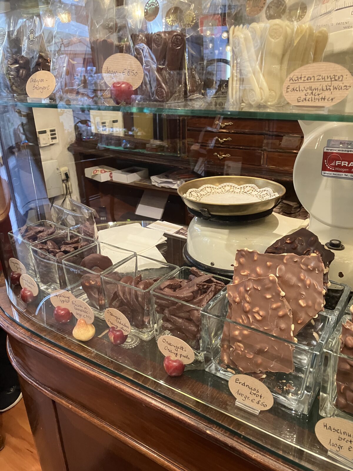 ウィーン チョコレートショップ店内