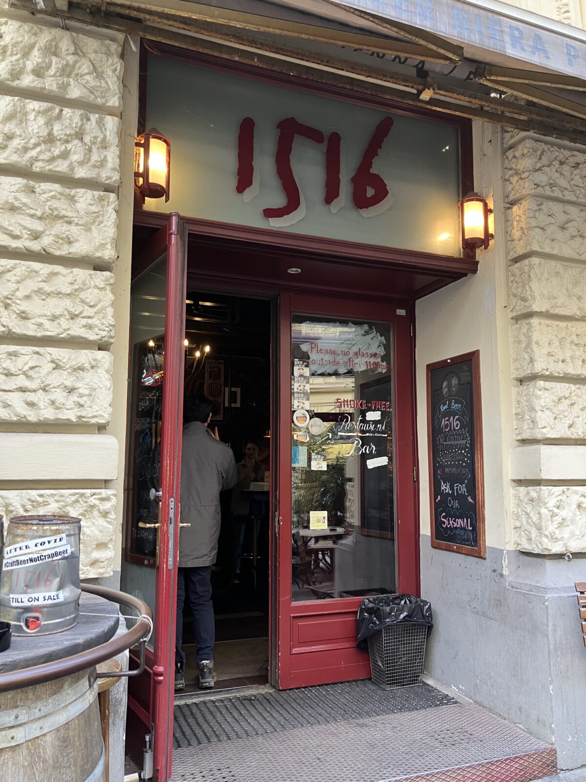 ウィーンレストラン「1516 Brewing Company」