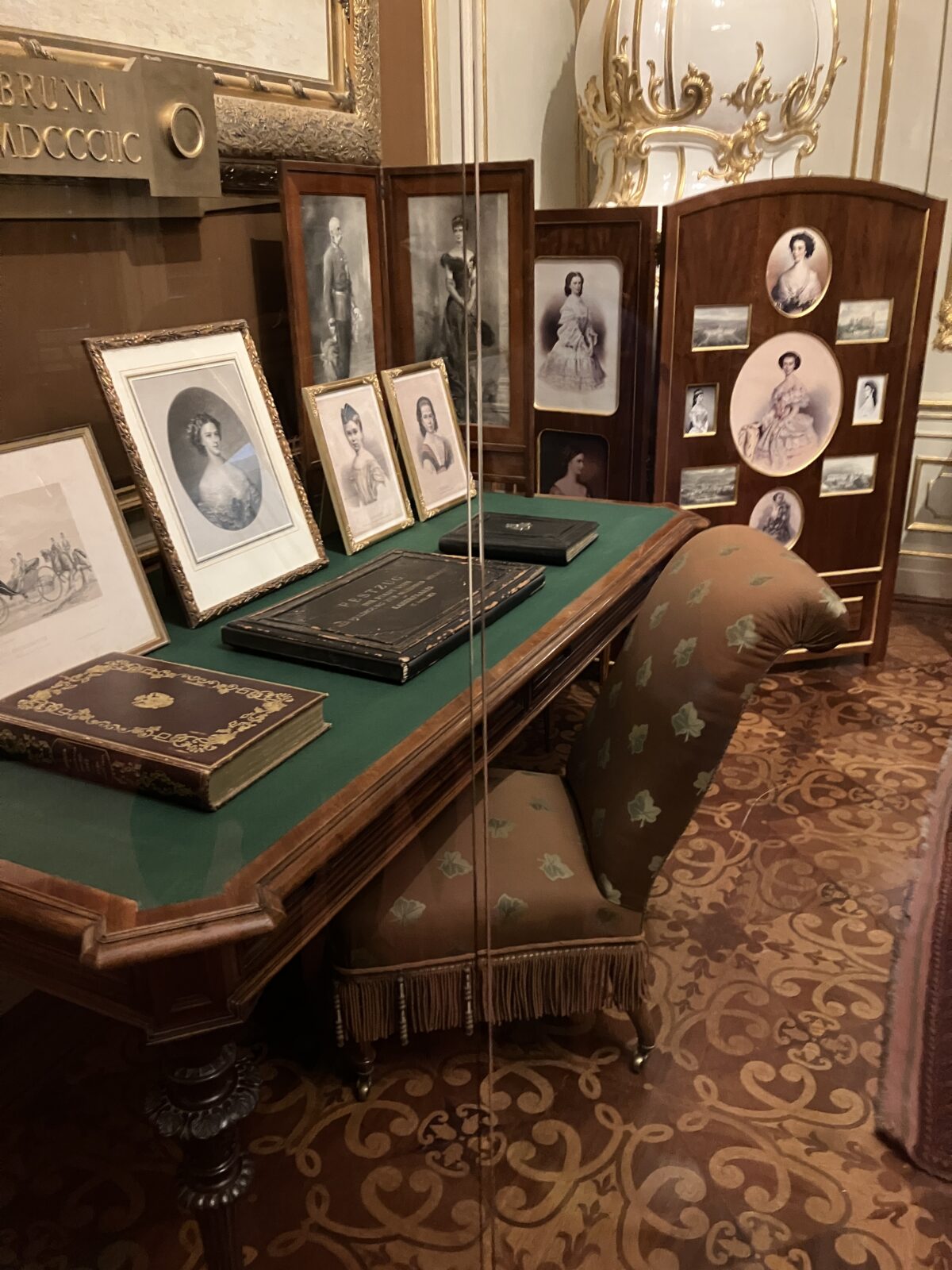 ウィーン観光・シェーンブルン宮殿