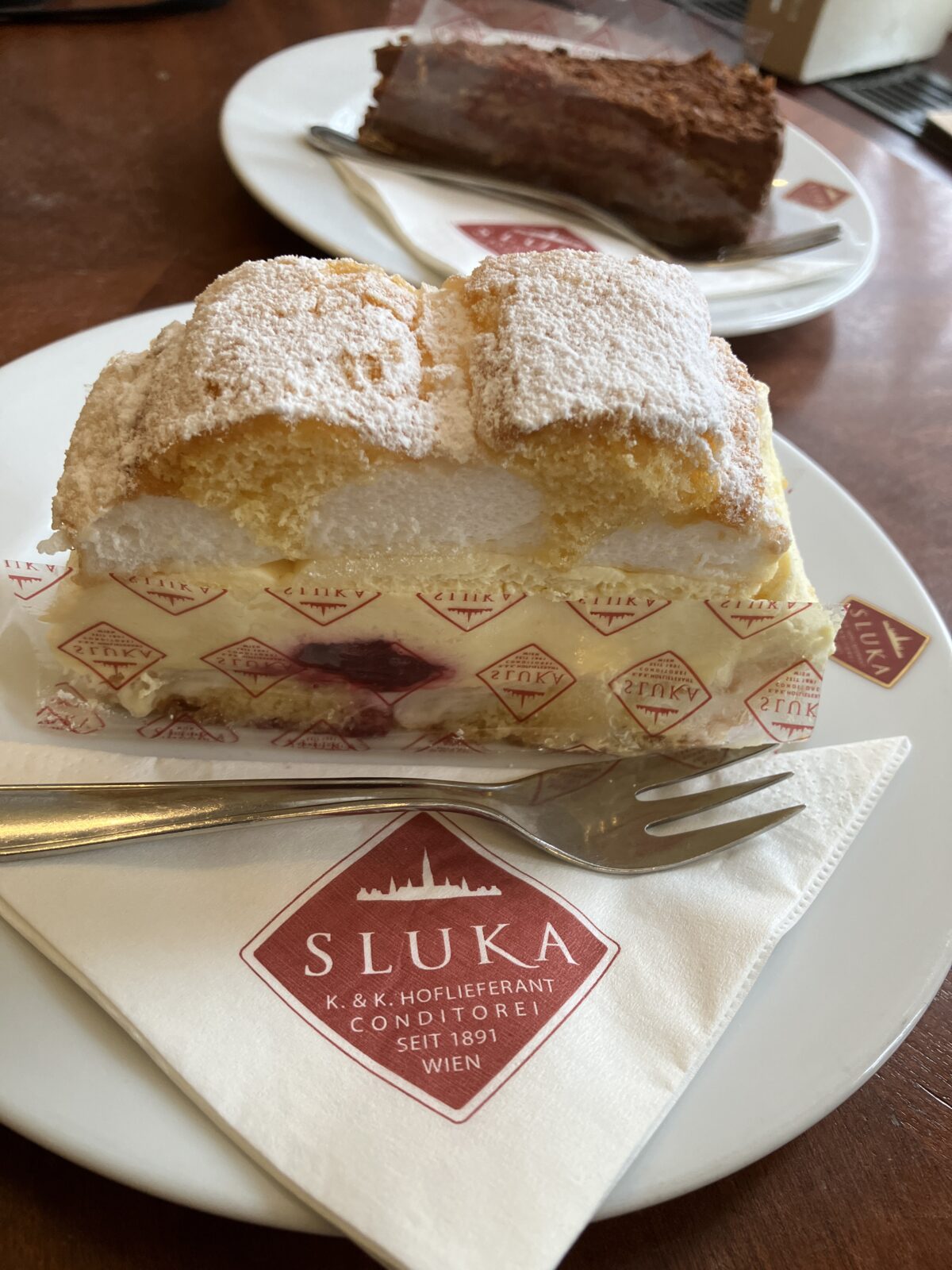 ウィーンの人気カフェ「Sluka 」