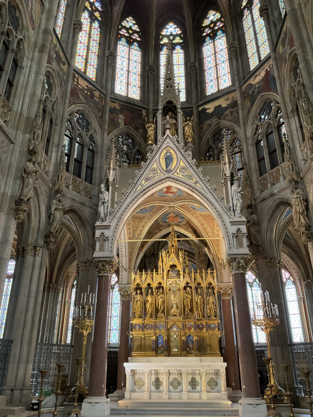 ウィーン観光・ヴォティーフ教会