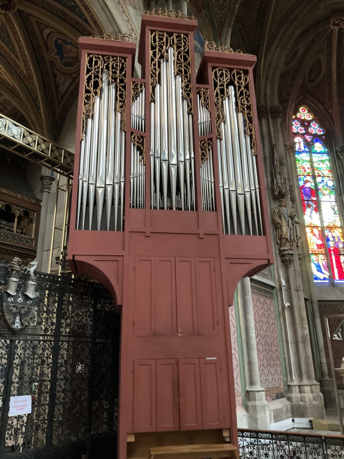 ウィーン観光・ヴォティーフ教会