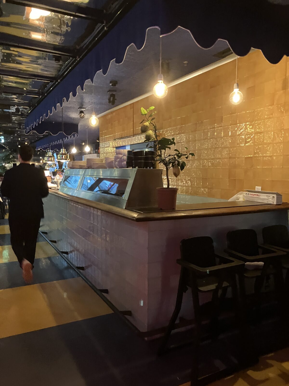 ウィーンレストラン「 CELLINI」