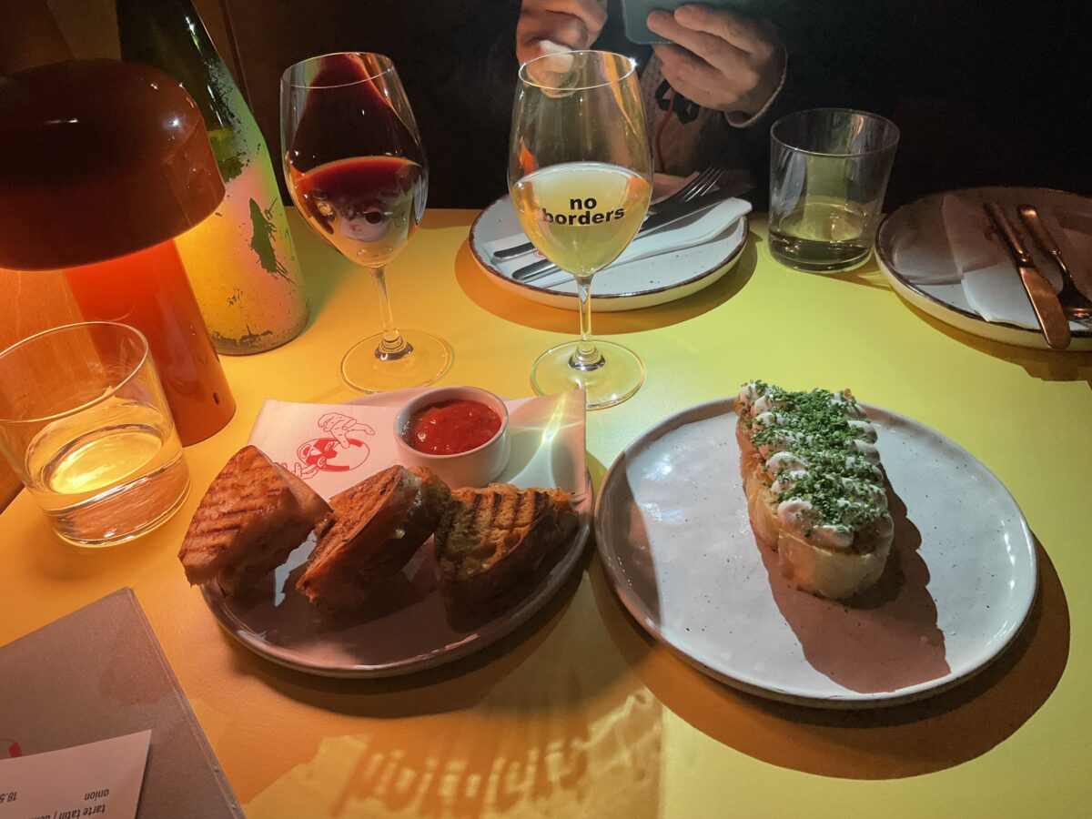 ウィーンレストラン「 R&BAR（Rundbar x Weinskandal）」