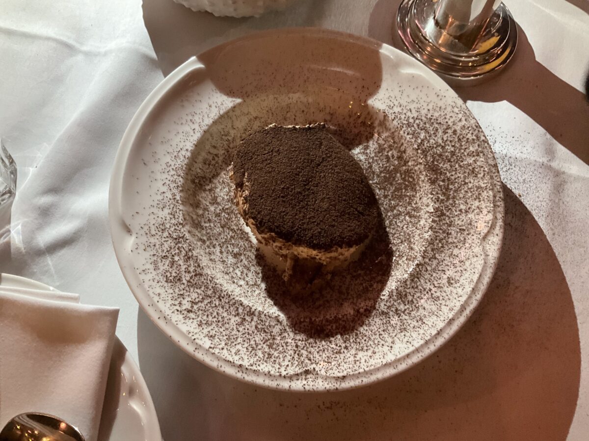 ウィーンレストラン「 CELLINI」