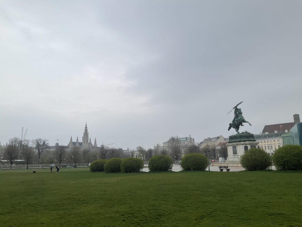 ウィーン観光・ホーフブルク宮殿