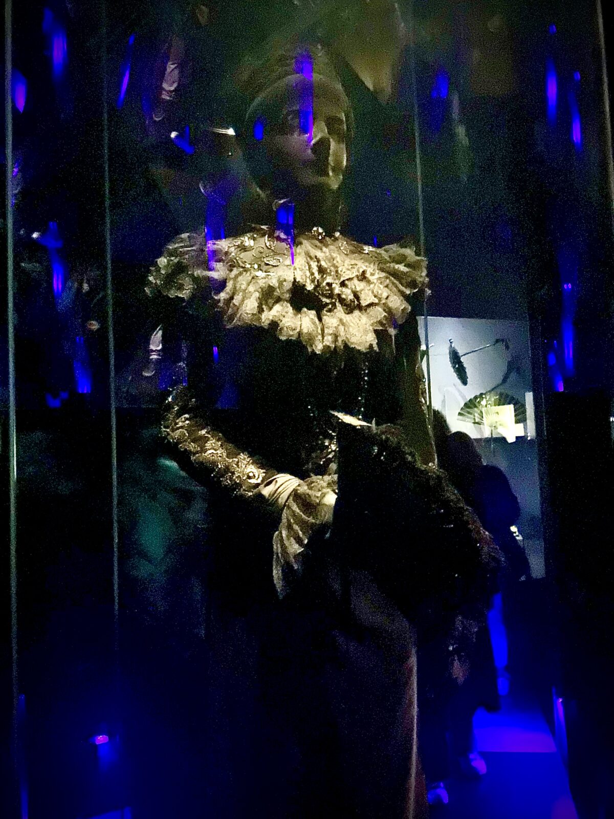 ウィーン観光・ホーフブルク宮殿内シシィ博物館