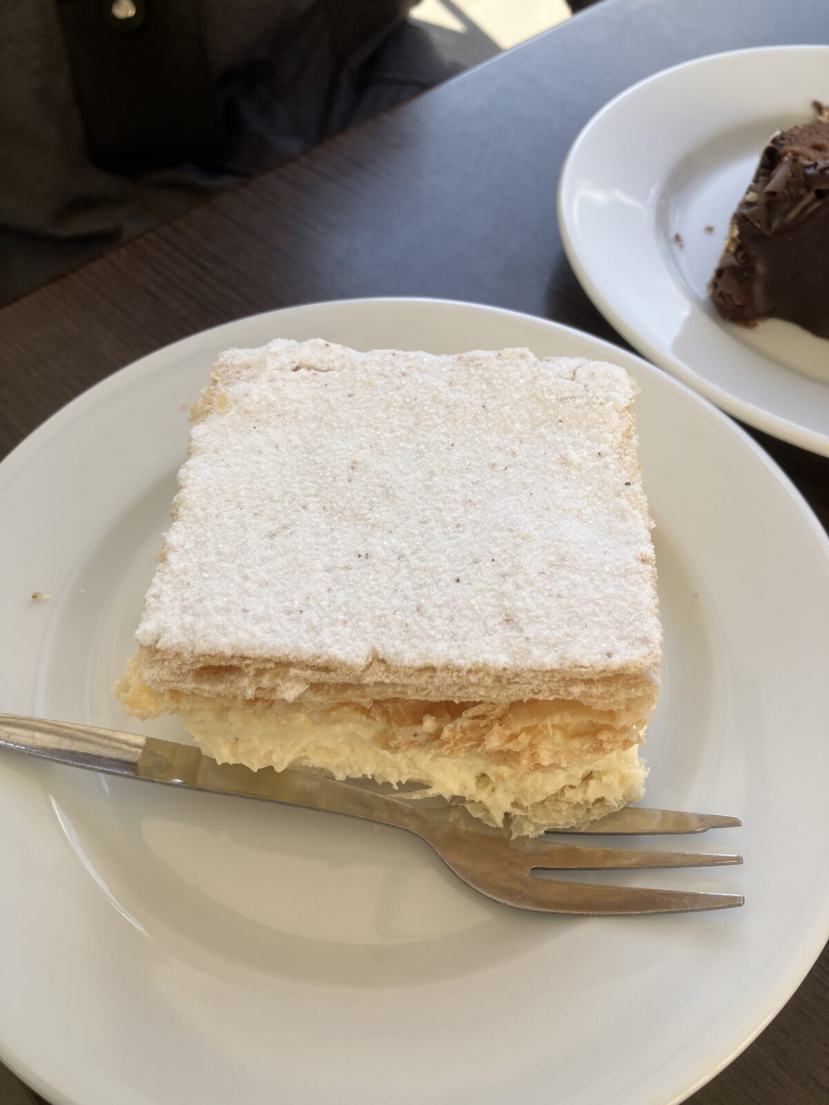 クラクフおすすめカフェのケーキ「クレムフカ」
