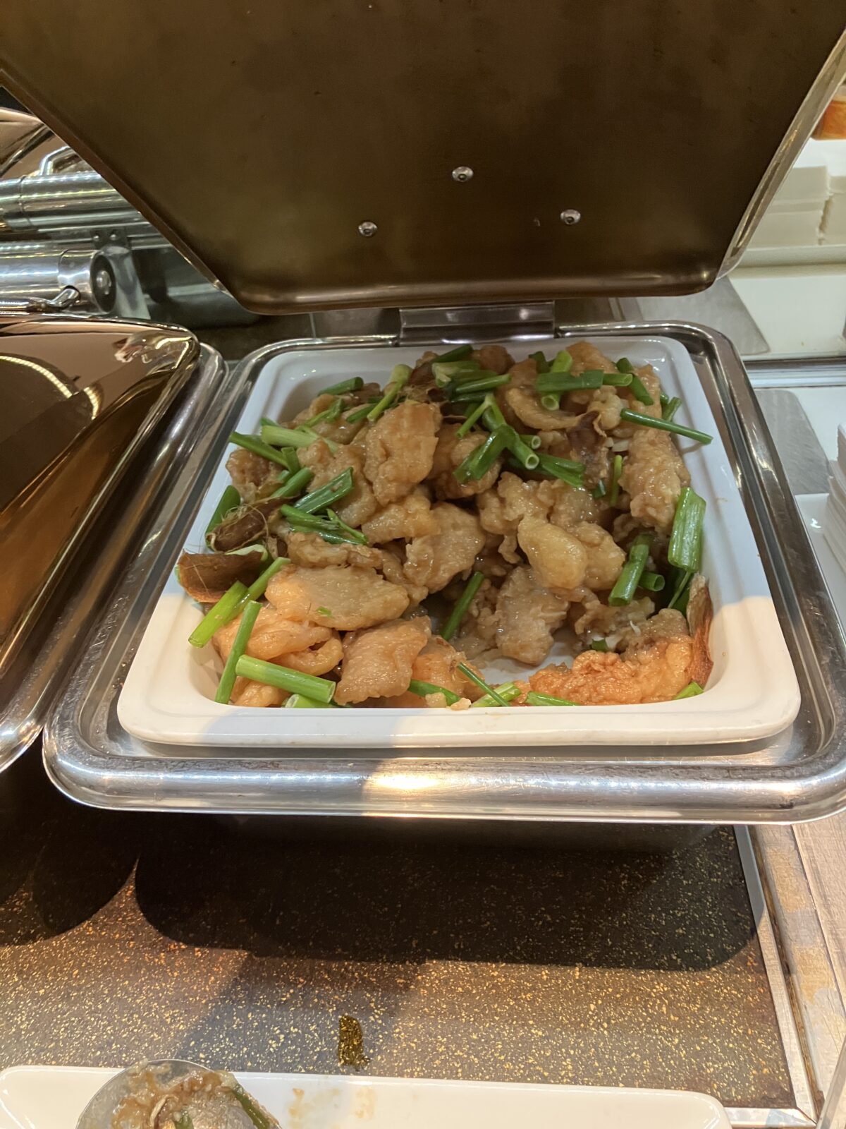 シンガポール・T1 Marhabaラウンジ　食事